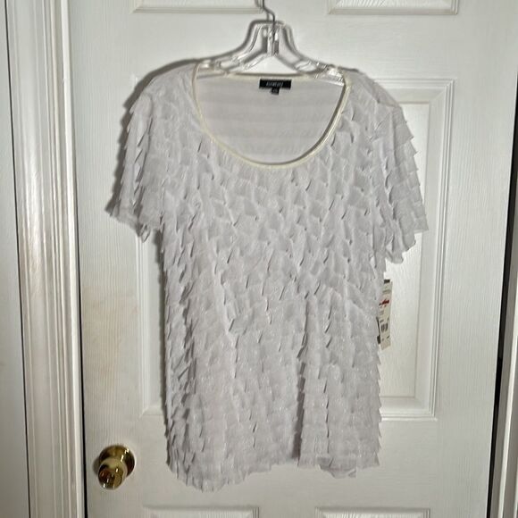 Elementz white pull over dressy blouse - Picture 1 of 4